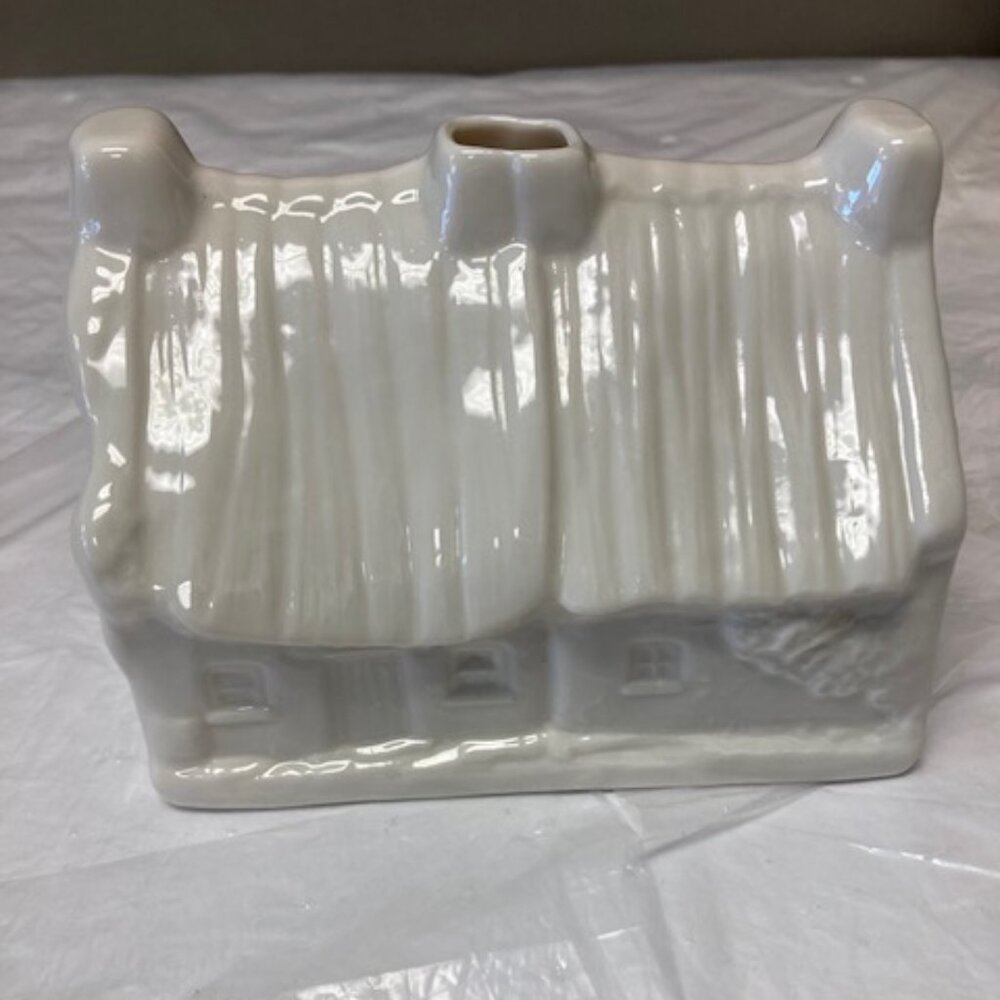Belleek Pottery Quiet Man Cottage Votive